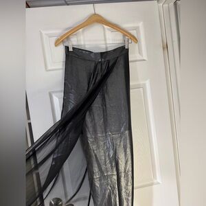 Beautiful Shiny Skirt Size 0/XS new with tag